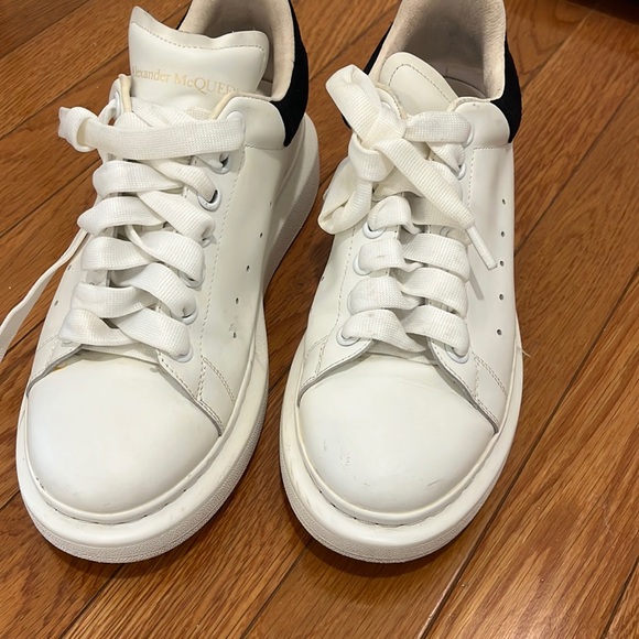 Alexander McQueen sneakers - Picture 1 of 6